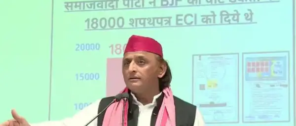 चुनाव लूट लिया तो इस्तीफा क्यों? ममता के समर्थन में उतरे अखिलेश, बीजेपी और आयोग पर उठाए सवाल