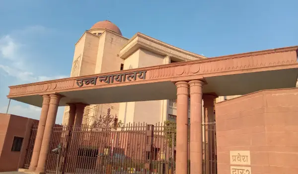 पंचायत चुनाव पर हाईकोर्ट का सख्त रुख, निर्वाचन आयोग से मांगी चुनाव की तारीख - सरकार को 10 जुलाई तक ओबीसी रिपोर्ट देने का निर्देश