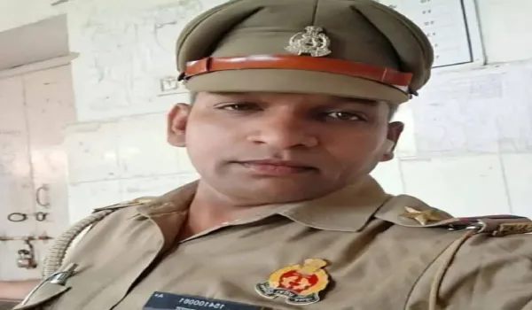 'एक लाख में बात तय'... वायरल वीडियो के बाद लखनऊ में दरोगा निलंबित, रिश्वत मांगने के आरोप की जांच शुरू