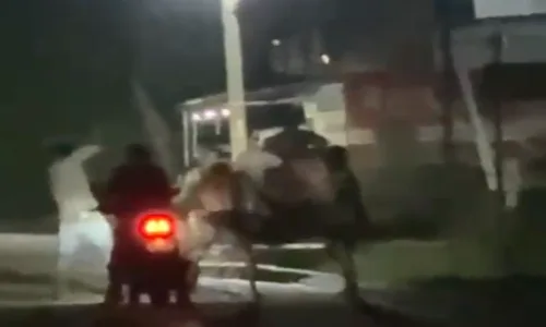रात में काम से निकला युवक बना हमला का शिकार, बेल्ट-डंडों से पीटकर दी खौफनाक धमकी