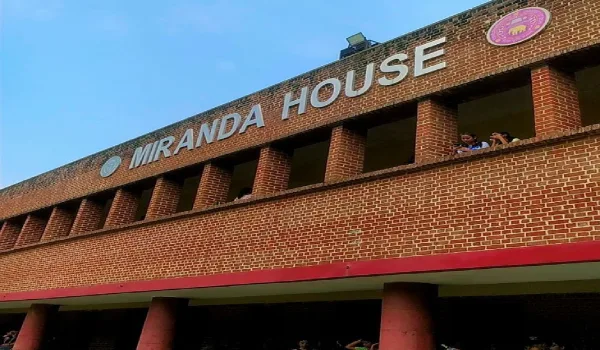 अब महंगे पीजी और किराये से मिलेगी राहत, मिरांडा हाउस में बनेगा नया छात्रावास