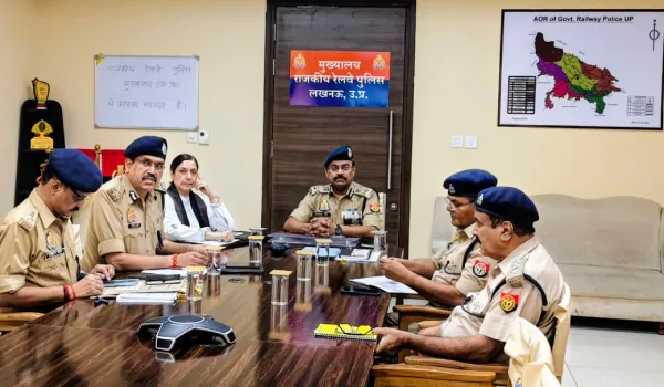 रेलवे सुरक्षा पर बड़ा मंथन, ट्रेनों पर पत्थरबाजी रोकने और ट्रैक सुरक्षा के लिए बनी नई रणनीति