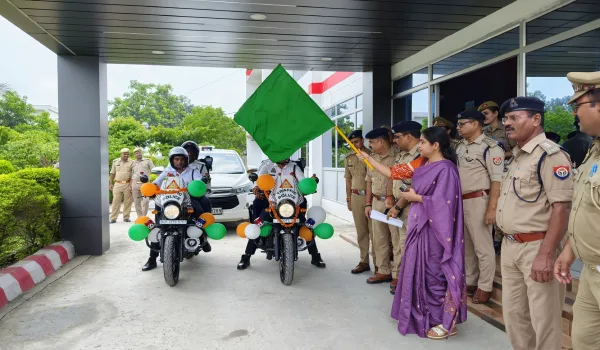 अंबेडकरनगर में सड़क सुरक्षा का नया इंतजाम, दो इंटरसेप्टर बाइक से होगी निगरानी