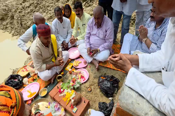 अष्टखंभा स्तूप के पर्यटन विकास का शिलान्यास, खर्च होंगे 1.05 करोड़ रुपये