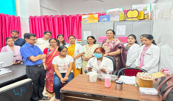 लखनऊ में एचपीवी टीकाकरण अभियान तेज, 59 हजार में 53,400 किशोरियों को लगा टीका