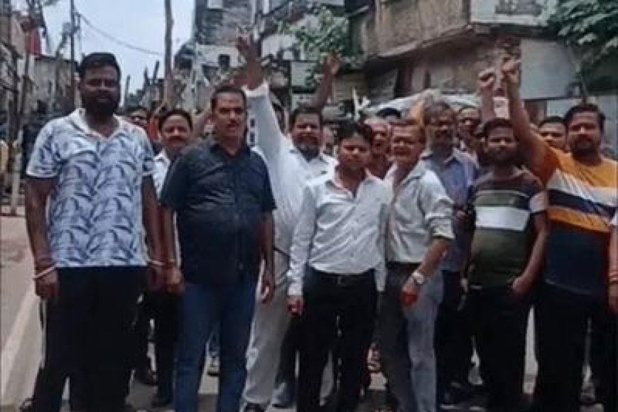 झुकी इमारत बनी 600 व्यापारियों की बर्बादी की वजह